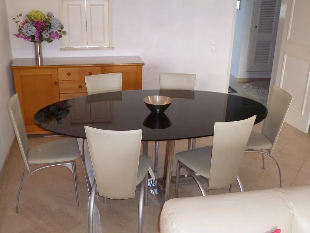 Tidings, 40C Apartment Alvor