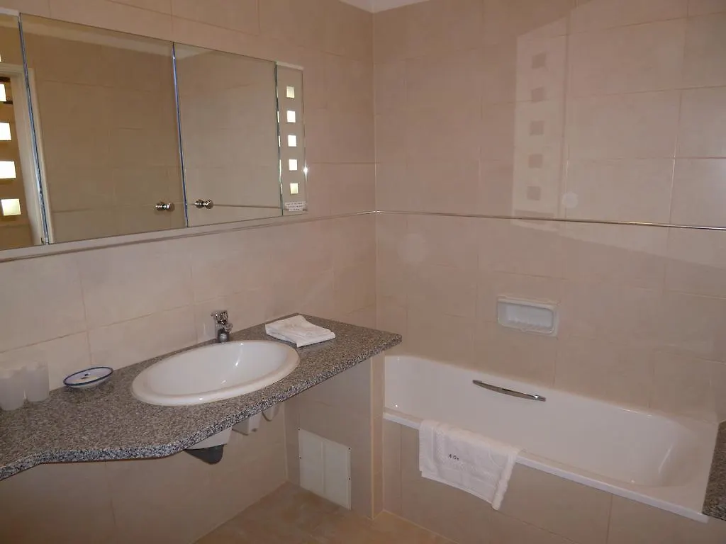 Tidings, 40C Apartment Alvor